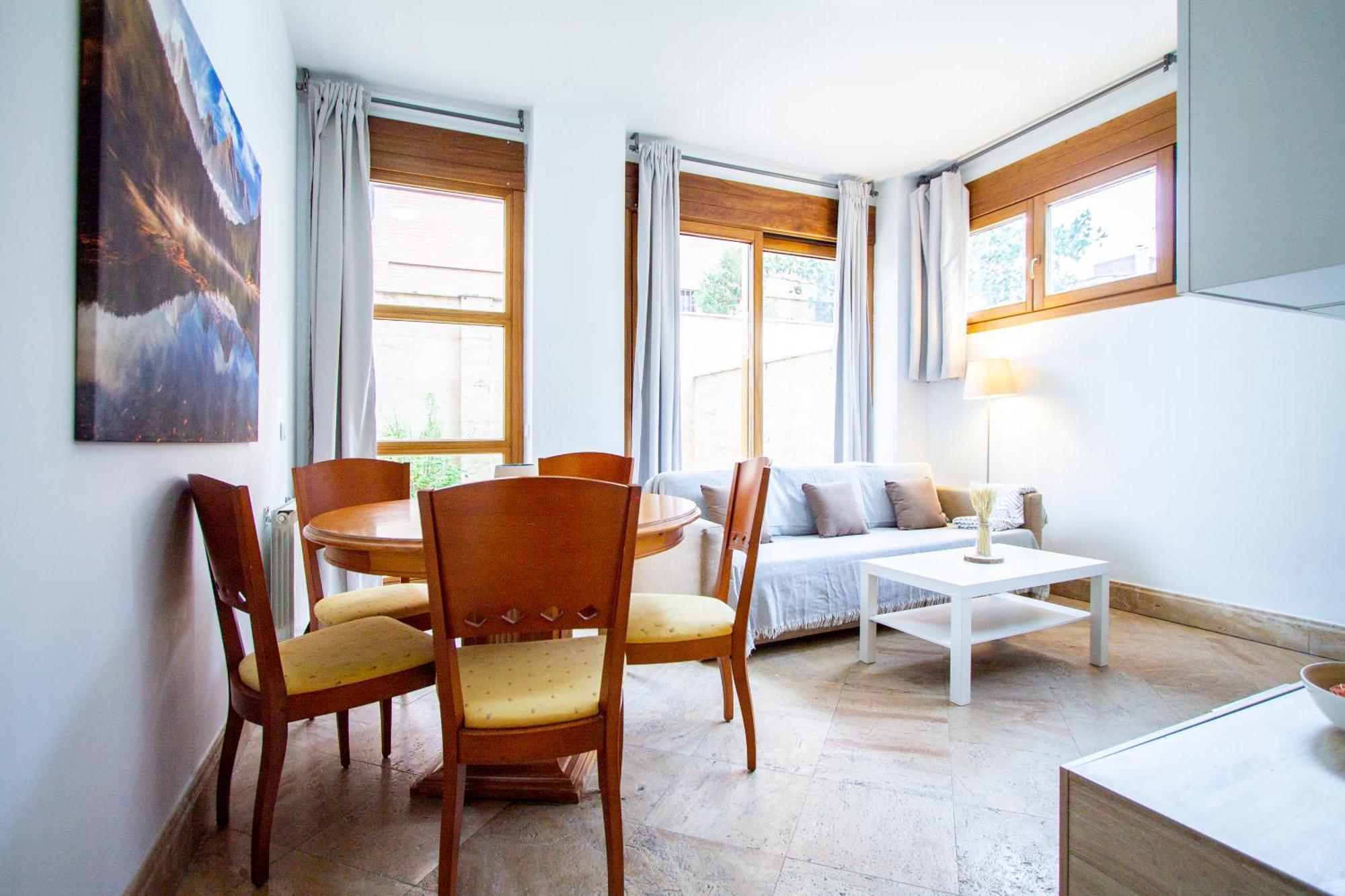 Apartamentos Villablino Arturo Soria Madrid Dış mekan fotoğraf