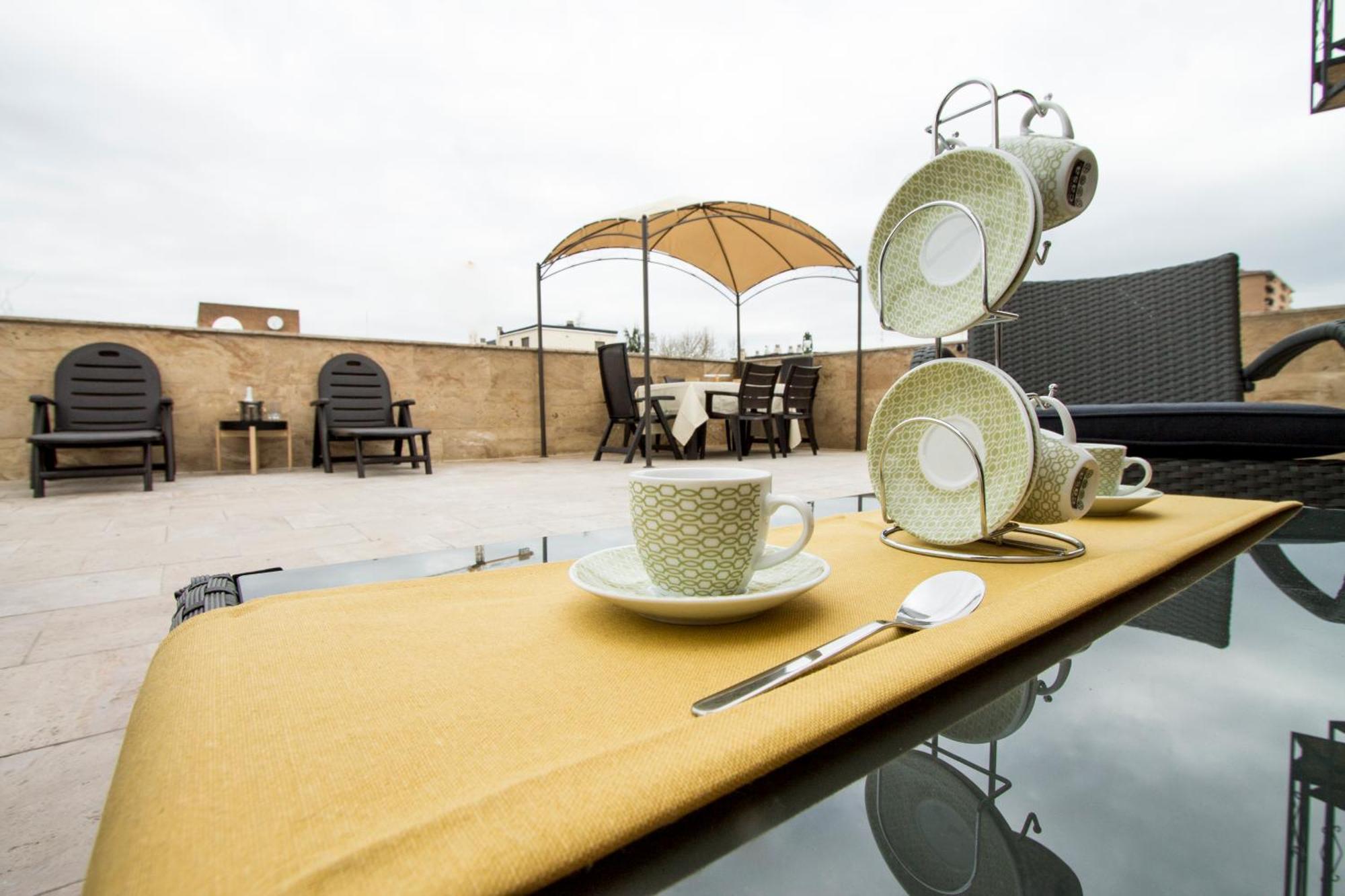 Apartamentos Villablino Arturo Soria Madrid Dış mekan fotoğraf